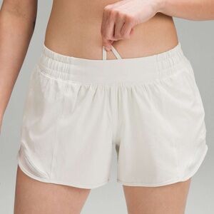 Lululemon Hotty Hot Shorts Low-Rise 4” inseam Size 4 Bone